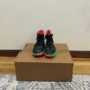 Hyperdunk 2015 black blue lagoon, great condition